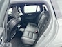 Volvo V60 T6 Recharge Plus Dark | 18" | Sportstoelen | Panoramadak | 360 Camera | Harman Kardon | Trekhaak | Elektr. verst. stoelen | Stoel/stuur/achterbankverwarming
