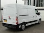 Renault Master T33 2.3 dCi 135 L2H2 Work Edition | Trekhaak | Navigatie | Camera | Dealer Onderhouden