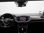 Volkswagen T-Roc 1.5 TSI Style Business | AUTOMAAT | Adapt. Cruise | Trekhaak | Parkeercamera |
