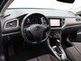 Volkswagen T-Roc 1.5 TSI Style Business | AUTOMAAT | Adapt. Cruise | Trekhaak | Parkeercamera |