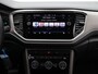 Volkswagen T-Roc 1.5 TSI Style Business | AUTOMAAT | Adapt. Cruise | Trekhaak | Parkeercamera |