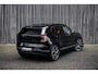 Volvo EX30 Single Motor Extended Range Ultra 69 kWh Black Edition | Trekhaak | Stoel en Stuurverwarming | 20" Y Spaaks | 360° Camera | Harman & Kardon |