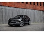 Volvo EX30 Single Motor Extended Range Ultra 69 kWh Black Edition | Trekhaak | Stoel en Stuurverwarming | 20" Y Spaaks | 360° Camera | Harman & Kardon |