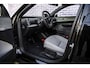Volvo EX30 Single Motor Extended Range Ultra 69 kWh Black Edition | Trekhaak | Stoel en Stuurverwarming | 20" Y Spaaks | 360° Camera | Harman & Kardon |