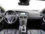 Volvo V40 2.0 D4 190pk Summum | Zwart leder | Panoramadak | Camera | Trekhaak