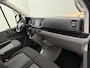 Volkswagen Crafter 2.0TDI 177PK DSG Automaat Lowliner Bakwagen met Valklep | Oprijklep | Navigatie | Airco | Multimedia | 3-Persoons | Cruise