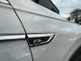 Volkswagen Tiguan 1.4 TSI R-LINE, Trekhaak, Carplay, ACC/Laneassist, Verschuifbare achterbank