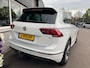 Volkswagen Tiguan 1.4 TSI R-LINE, Trekhaak, Carplay, ACC/Laneassist, Verschuifbare achterbank