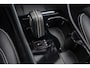 Volvo XC40 Recharge P8 AWD R-Design | Elek. Stoelen + Geheugen | Keyless Entry | Panorama Dak | Harman/Kardon | Adaptieve Cruise + Pilot Assist | Stoel & Stuurverwarming | 360 Camera