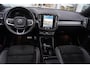 Volvo XC40 Recharge P8 AWD R-Design | Elek. Stoelen + Geheugen | Keyless Entry | Panorama Dak | Harman/Kardon | Adaptieve Cruise + Pilot Assist | Stoel & Stuurverwarming | 360 Camera