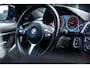 BMW 3-Serie 318i M Sport Automaat I 19 Inch I Led I Sportstoelen I Navi breed I NL Auto I NAP I Dealeronderhouden