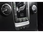 Volvo V40 T3 150PK Momentum | Adaptieve Cruise Control | Trekhaak | 17'' |