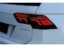 Volkswagen Tiguan 1.4 TSI eHybrid R-Line 245pk PANO TREKHAAK 20" IQ LIGHT KEYLESS