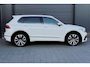Volkswagen Tiguan 1.4 TSI eHybrid R-Line 245pk PANO TREKHAAK 20" IQ LIGHT KEYLESS