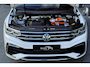 Volkswagen Tiguan 1.4 TSI eHybrid R-Line 245pk PANO TREKHAAK 20" IQ LIGHT KEYLESS