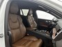 Volvo V60 Cross Country B5 AWD Pro | Stoelverkoeling | Camera | BLIS | Pilot Assist |