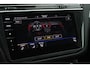 Volkswagen Tiguan 1.5 TSI 150pk DSG Life Business Trekhaak Camera Keyless Virtual Cockpit Stoelverwarming Massage Navigatie