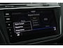 Volkswagen Tiguan 1.5 TSI 150pk DSG Life Business Trekhaak Camera Keyless Virtual Cockpit Stoelverwarming Massage Navigatie