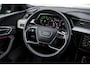 Audi E-tron 55 Quattro 95 kWh | S-Line | Panodak | Luchtvering | B&O | Camera | Zwart optiek | 21 inch | NL auto |