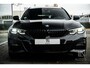 BMW 3-Serie Touring 330e M Sport | Camera | Panodak | Stoel- & Stuurwielverwarming | 19"