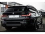 BMW 3-Serie Touring 330e M Sport | Camera | Panodak | Stoel- & Stuurwielverwarming | 19"