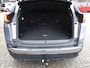 Peugeot 3008 130 Pk Benzine * AUTOMAAT * Luxe Allure * JNL-24-R * Navigatie * Trekhaak * Open Schuifdak * Parkeer Camera Voor- & Achterzijde * Keyles entry & Start Button * 1/2 Lederen Interieur * Climate & Cruise Control * Apple Carplay / Android Auto * Vingerhoets; Vierde Generatie Eersteklas Service ! Al meer dan 100 jaar een begrip in de Brabantse Kempen.
