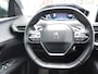 Peugeot 3008 130 Pk Benzine * AUTOMAAT * Luxe Allure * JNL-24-R * Navigatie * Trekhaak * Open Schuifdak * Parkeer Camera Voor- & Achterzijde * Keyles entry & Start Button * 1/2 Lederen Interieur * Climate & Cruise Control * Apple Carplay / Android Auto * Vingerhoets; Vierde Generatie Eersteklas Service ! Al meer dan 100 jaar een begrip in de Brabantse Kempen.