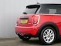 MINI Cooper Mini 1.5 Pepper 136 Pk Navigatie / Climate Control / 16 inch / Extra getint glas