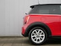 MINI Cooper Mini 1.5 Pepper 136 Pk Navigatie / Climate Control / 16 inch / Extra getint glas
