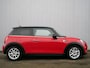 MINI Cooper Mini 1.5 Pepper 136 Pk Navigatie / Climate Control / 16 inch / Extra getint glas