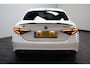 Alfa Romeo Giulia 2.0T Super Automaat | Bi-Xenon | Carbon | Stoel/Stuurverwarming