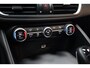 Alfa Romeo Giulia 2.0T Super Automaat | Bi-Xenon | Carbon | Stoel/Stuurverwarming