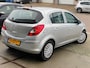 Opel Corsa 1.2-16V Enjoy/5drs/nap/2e EIG/ dealeronderhouden/ 1jaar apk/ airco/Cruisecontrol/ zeer nette auto.