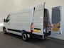 Renault Master T33 2.3 dCi 135 L2H2 BPM VRIJ! Airco Cruise control Parkeersensoren Navigatie Trekhaak