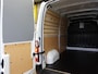 Renault Master T33 2.3 dCi 135 L2H2 BPM VRIJ! Airco Cruise control Parkeersensoren Navigatie Trekhaak