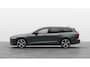 Volvo V60 2.0 T6 Plug-in hybrid AWD Ultra Dark Lounge Pack | Extra getint glas achter |  Gelamineerde zijruiten rondom | 19" 5-triplespaaks Glossy Black Diamond Cut |