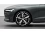 Volvo V60 2.0 T6 Plug-in hybrid AWD Ultra Dark Lounge Pack | Extra getint glas achter |  Gelamineerde zijruiten rondom | 19" 5-triplespaaks Glossy Black Diamond Cut |
