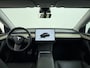 Tesla Model Y RWD LFP-Accu SOH 97% Lmv 20" Warmtepomp Adap.Cruise Navi Ecc Camera's Panoramadak Autopilot Stoel+Stuur+Achterbank Verwarming Elek.Achterklep Dodehoek detector Draadloze telefoonlader Origineel Nederlandse Auto