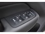 Volvo XC60 T8 AWD 455PK Plug-in Hybrid Ultra Dark | Bowers & Wilkins | Luchtvering | HUD | Massage | Trekhaak |