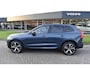 Volvo XC60 T8 AWD 455PK Plug-in Hybrid Ultra Dark | Bowers & Wilkins | Luchtvering | HUD | Massage | Trekhaak |