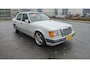 Mercedes-Benz 200-Serie 200-500 (W124) 230 E NETTE AUTO RIJDT EN SCHAKELT GOED