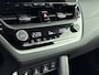 Toyota Corolla Cross Hybrid 140 Style Bi-Tone Limited | Parkeersensoren V+A | Apple Carplay -/ Android Auto | Parkeercamera | Stoelverwarming |