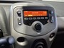 Peugeot 108 1.0 e-VTi Active | Bluetooth | Electrisch Verstelbare Buitenspiegels | Donker Getint Glas Achter | Superlage Kilometerstand met NAP |