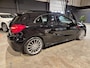 Mercedes-Benz A-klasse 180 Prestige - AMG Pakket - Panoramadak - Clima - Stoelverwarming - Xenon - LED