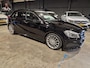Mercedes-Benz A-klasse 180 Prestige - AMG Pakket - Panoramadak - Clima - Stoelverwarming - Xenon - LED
