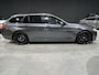 BMW 5-Serie Touring 520d 191pk Luxury Edition PANO I LEER I ORG.NL + NAP + NIEUWSTAAT + 20" LMV