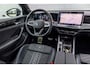 Volkswagen Passat Variant 1.5 eHybrid 272pk R-Line Edition | Trekhaak | Panoramadak | Stoelverwarming | 360 Camera