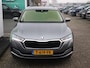 Skoda Octavia Combi 1.0 e-TSI 110pk AUTOMAAT Style | Cruise control | Stoelverwarming | Apple Carplay / Android Auto | Parkeersensor achter |