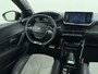 Peugeot e-208 EV GT Pack 50 kWh 1e eigenaar | 3 Fase | ACCU 94% | Navigatie | Camera achter | Alcantara bekleding | Pano dak | Full LED koplampen | Stoelverwarming | Apple Carplay