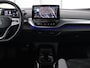 Volkswagen ID.4 Pro 77 kWh | Trekhaak | Stoelverwarming | Warmtepomp | Sfeerverlichting | Stuurverwarming | Carplay | Adaptive cruise | Keyless | Camera | Navigatie | Full LED